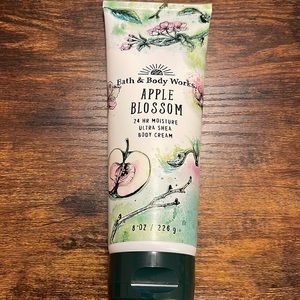 Apple blossom body lotion